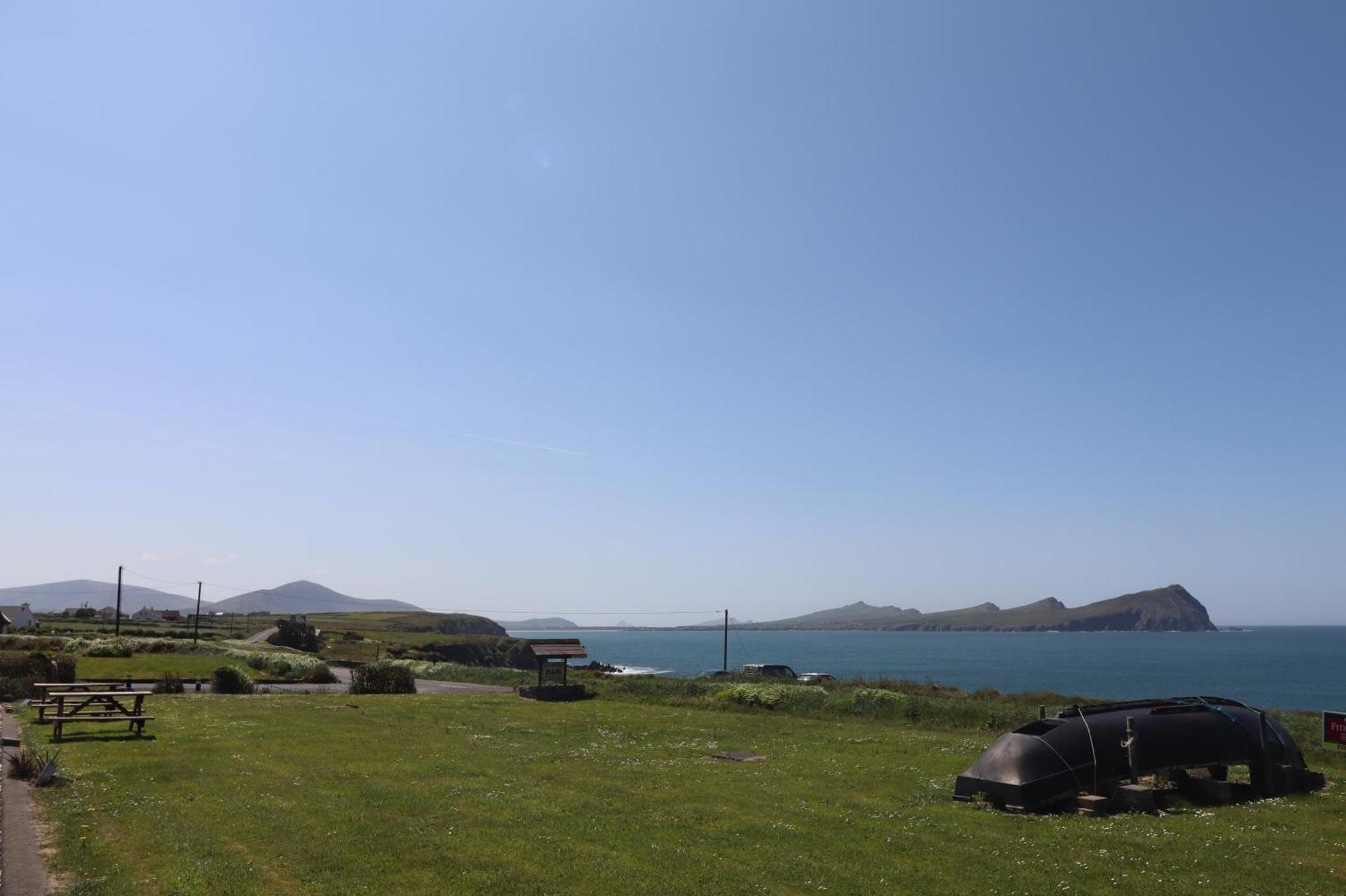 The Old Pier Guest Accommodation, Bed Only, No Breakfast Ballydavid Exterior photo